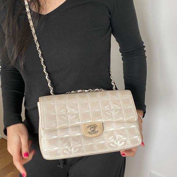 Chanel travel line canvas flap bag - Picture 13 of 14